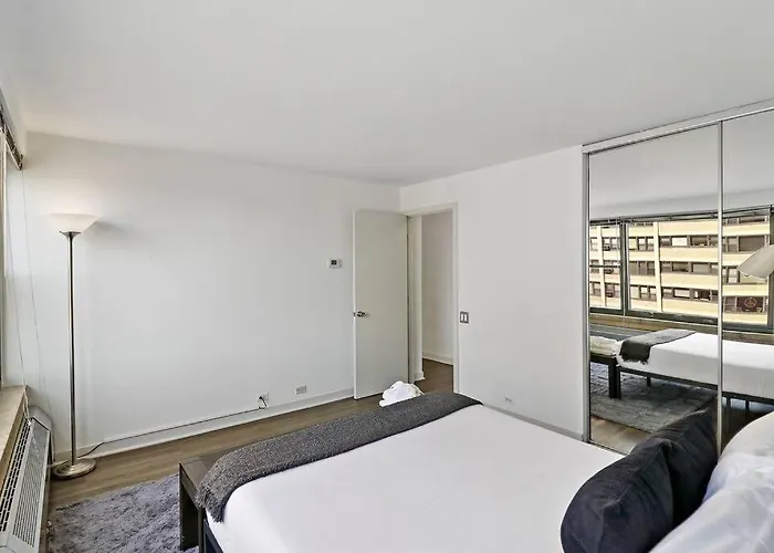 Spacious & Modern 2br - Algonquin 06-008e *
