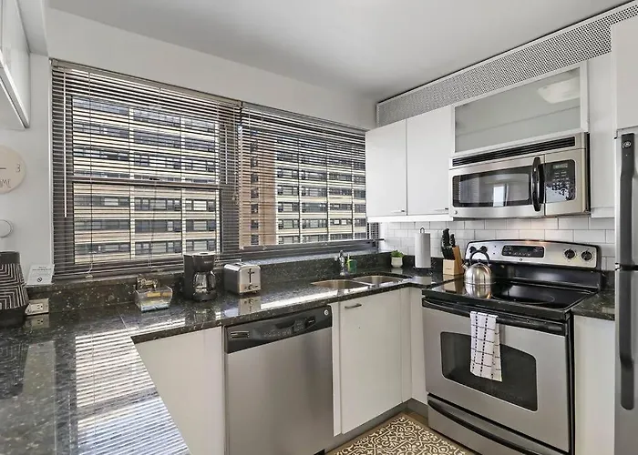 Spacious & Modern 2br - Algonquin 06-008e * Chicago
